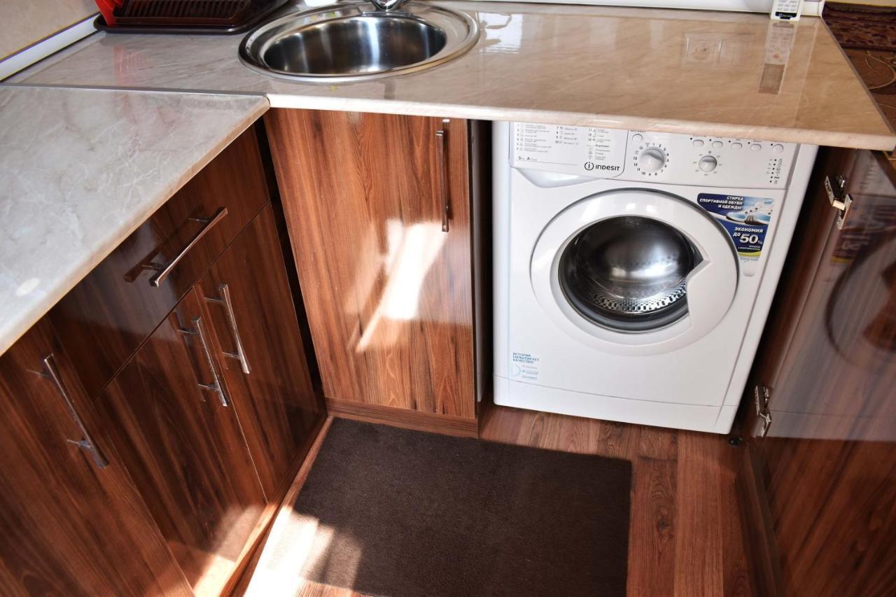 Напротив Спортивно-Концертного Комплекса Apartman Jereván Kültér fotó